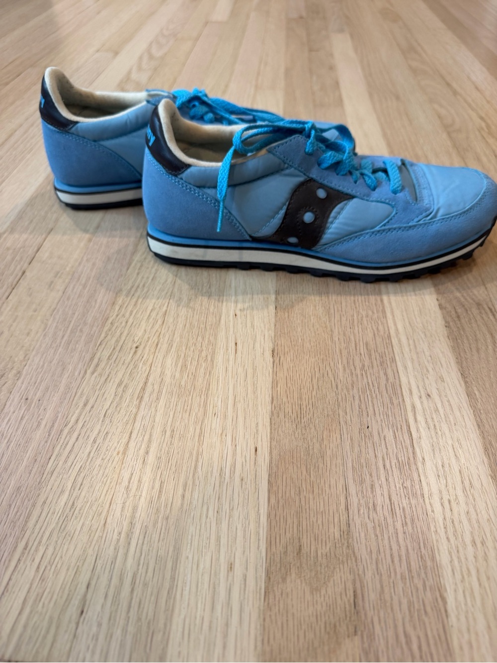 Saucony Light Blue and Brown Jazz Low Pro Sneakers